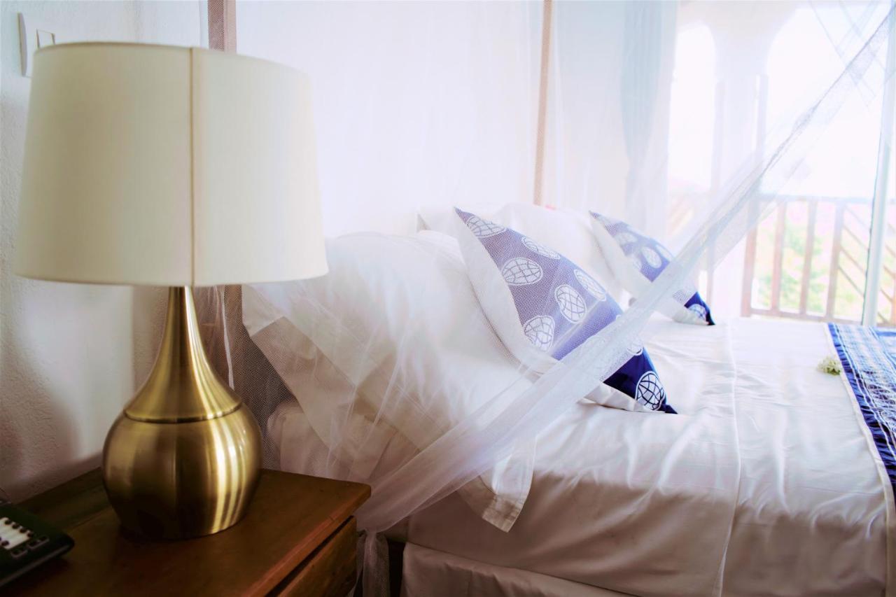 Al Camar Lodge Ndzaouze Екстер'єр фото