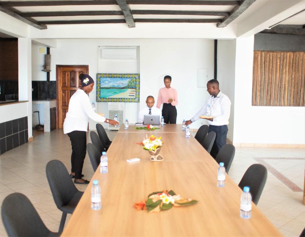 Al Camar Lodge Ndzaouze Екстер'єр фото